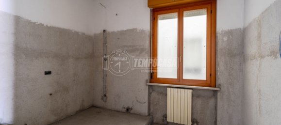 3 bedrooms Apartment in Morrovalle, Italy No. 71449 24