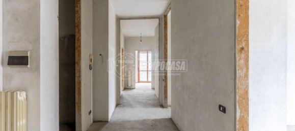 3 bedrooms Apartment in Morrovalle, Italy No. 71449 4