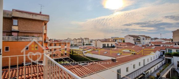 3 bedrooms Apartment in Florence, Italy No. 362426 8