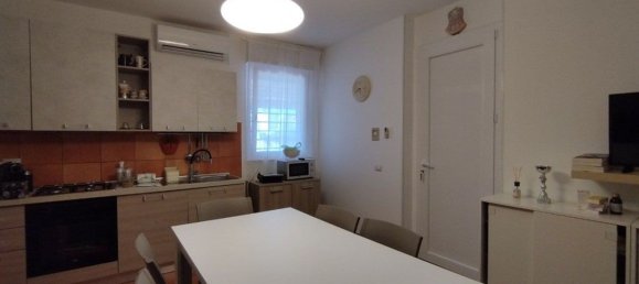 3-salle Appartement à Ugento, Italy No. 304390 18