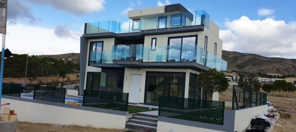 3 bedrooms Villa in Finestrat, Spain No. 9234 12