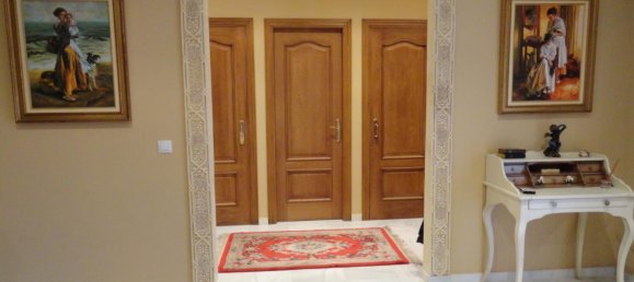 4 Schlafzimmer Villa in Estepona, Spain, Nr. 118856 15