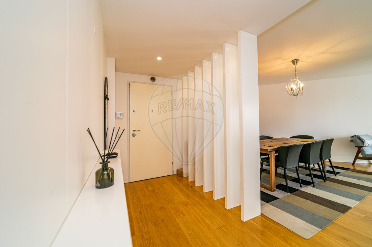 3 bedrooms Apartment in Cascais, Portugal No. 77078