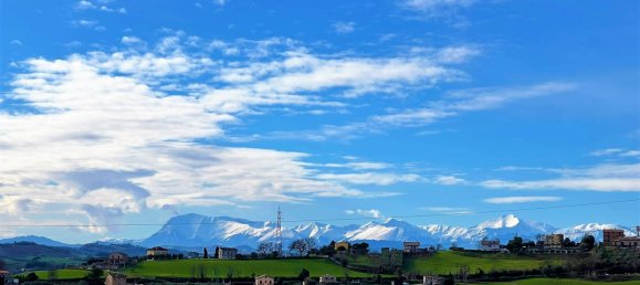 10-Zimmer Villa in Porto San Giorgio, Italy, Nr. 122081 3