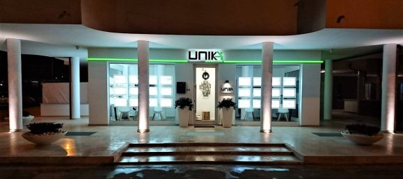 10-Zimmer Villa in Porto San Giorgio, Italy, Nr. 122081 4