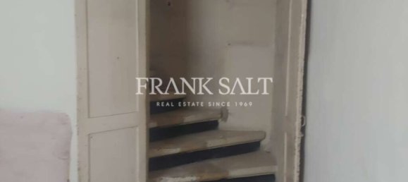 4 غرف نوم طابقين في Santa Venera, Malta رقم 471 12