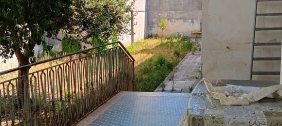 Дом с 13 спальнями в Calimera, Италия № 326057 36