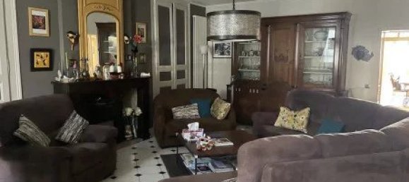 8 chambres Maison à Saint-Benoît-du-Sault, France No. 80601 4