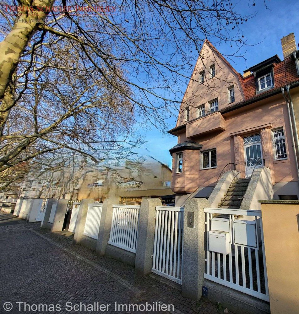 8 bedrooms Villa in Leipzig, Germany No. 242205