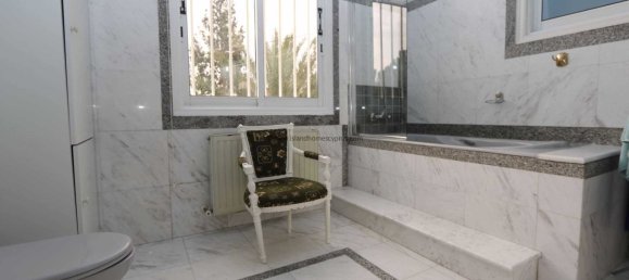 5 bedrooms House in Paralimni, Cyprus No. 23813 23