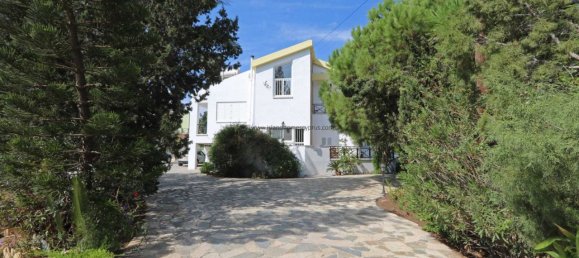 5 bedrooms House in Paralimni, Cyprus No. 23813 3