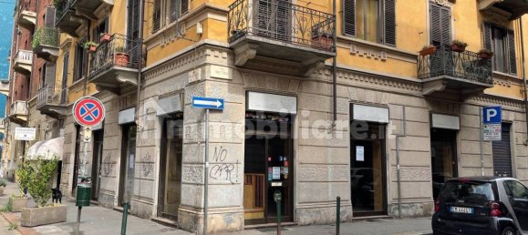 3 rooms Commercial property in Turin, Italy No. 91971 7