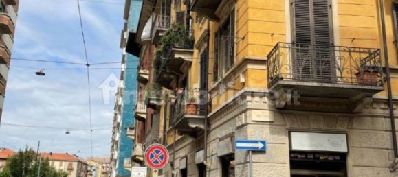 3 rooms Commercial property in Turin, Italy No. 91971 9