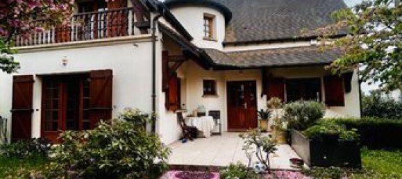 4 bedrooms House in Gagny, France No. 354753 2