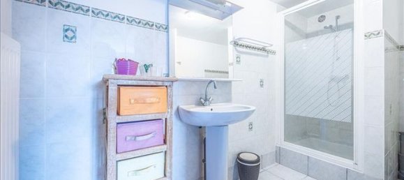 4 bedrooms House in Niort, France No. 301680 6