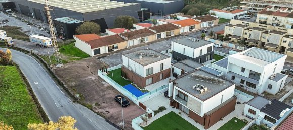 Casa T3 em Póvoa de Lanhoso, Portugal N.º 182528 42