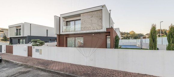 Casa T3 em Póvoa de Lanhoso, Portugal N.º 182528 20