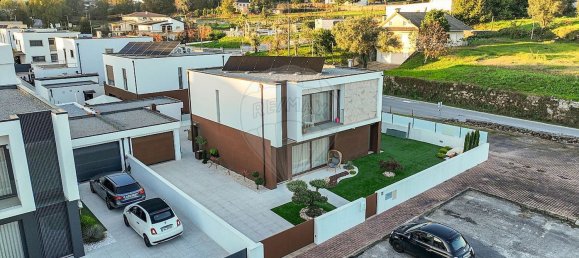 Casa T3 em Póvoa de Lanhoso, Portugal N.º 182528 38