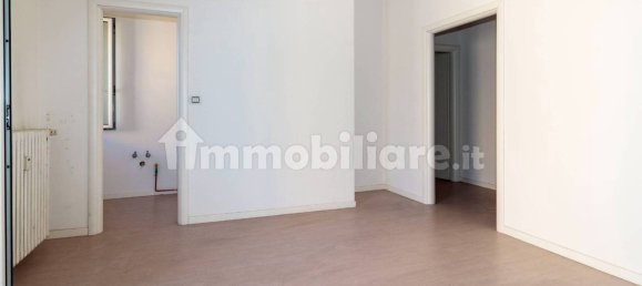 2 rooms Apartment in Corsico, Italy No. 311128 4