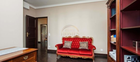 Дом с 8 спальнями в Лиссабон, Португалия № 138817 23