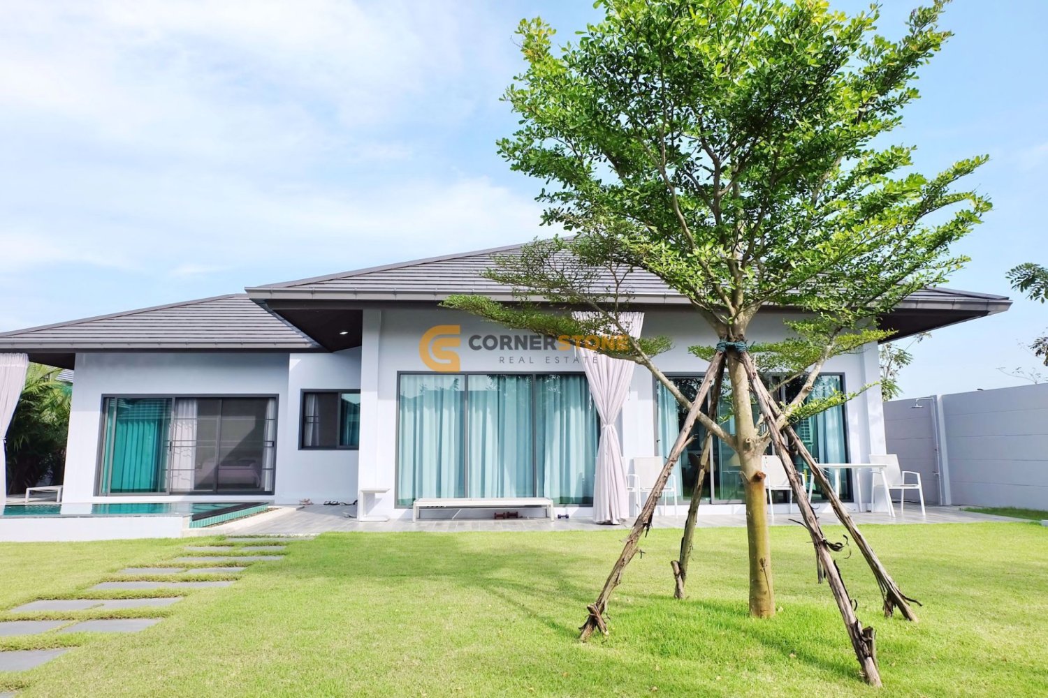 2 bedrooms Cafe / restaurant in Pattaya, Thailand No. 4903