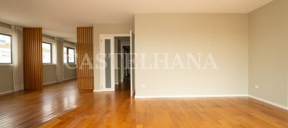 4 غرف نوم منزل ذو طابقين في Matosinhos, Portugal رقم 127690 13