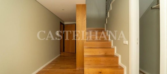 4 غرف نوم منزل ذو طابقين في Matosinhos, Portugal رقم 127690 8