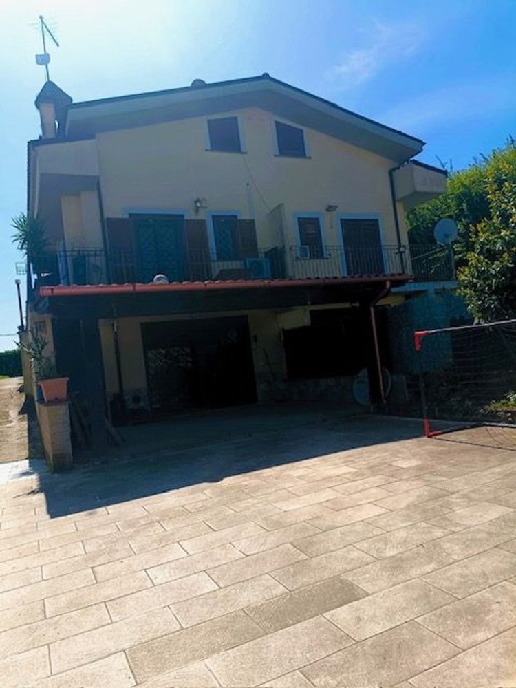 3غرفة منزل في Morlupo, Italy رقم 114281