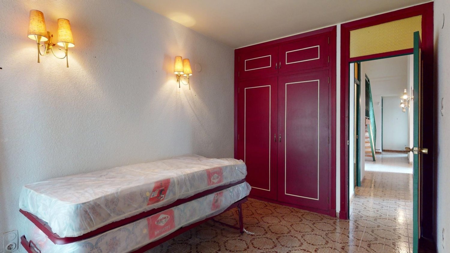 4 chambres Maison à Villanueva de Gallego, Spain No. 65270