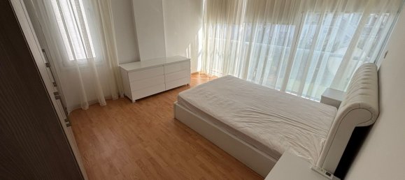 Вилла с 4 спальнями в Ороклини, Кипр № 26019 10