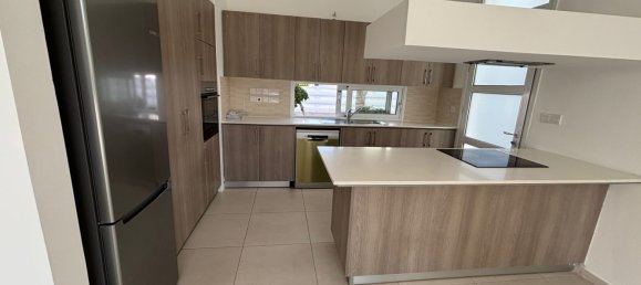 Вилла с 4 спальнями в Ороклини, Кипр № 26019 4