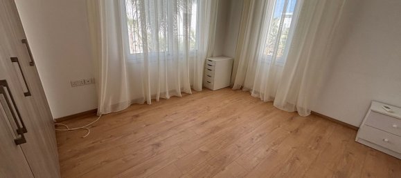 Вилла с 4 спальнями в Ороклини, Кипр № 26019 12