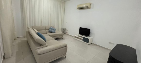 Вилла с 4 спальнями в Ороклини, Кипр № 26019 2