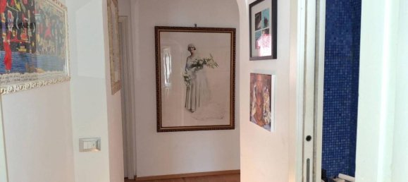 6 rooms Apartment in Florence, Italy No. 40215 26