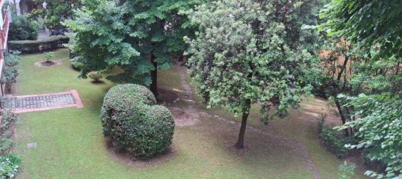 6 rooms Apartment in Florence, Italy No. 40215 10