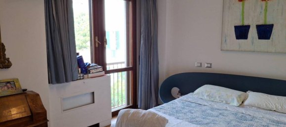 6 rooms Apartment in Florence, Italy No. 40215 25