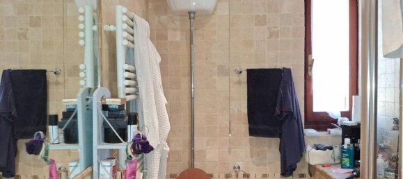 6 rooms Apartment in Florence, Italy No. 40215 22