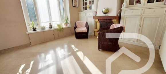 4 Schlafzimmer Haus in Betz, France, Nr. 83109 3