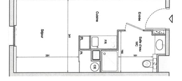 Studio in Le Bourget, France, Nr. 357072 2