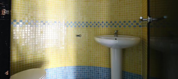 220m² Commercial property in Torrevieja, Spain No. 13416 6