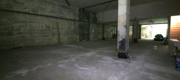 220m² Commercial property in Torrevieja, Spain No. 13416 12