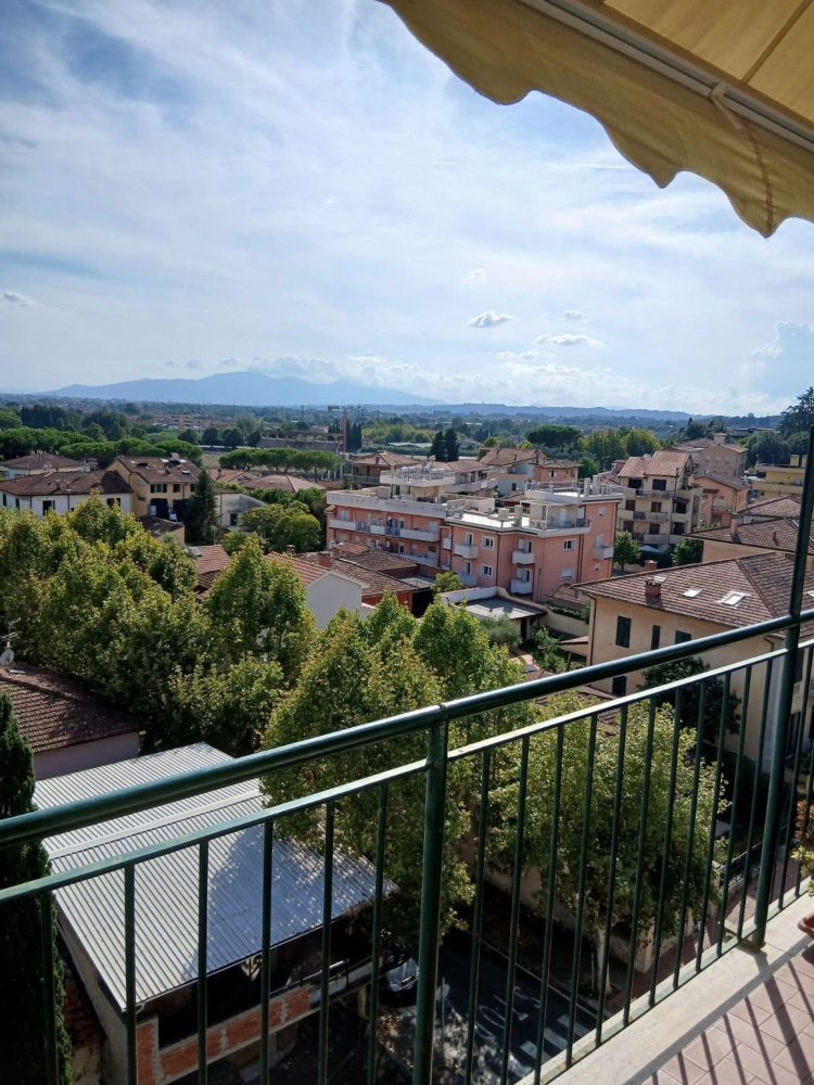 6 bedrooms Penthouse in Montecatini Terme, Italy No. 316815