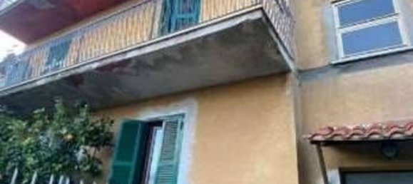 Apartamento de 3 dormitorios en Cave, Italy No. 310809 2