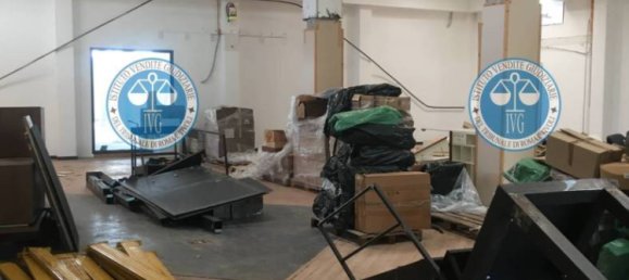 5 rooms Commercial property in Riano, Italy No. 302510 2