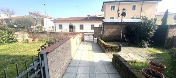 3 rooms Penthouse in Ostiglia, Italy No. 221459 19