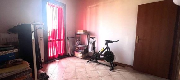 3 rooms Penthouse in Ostiglia, Italy No. 221459 12