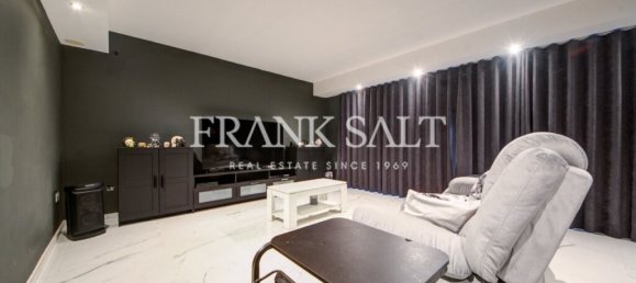 5 bedrooms Maisonette in Swieqi, Malta No. 2722 7