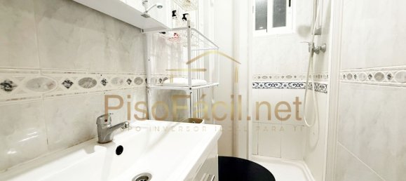 2 bedrooms Apartment in Madrid, Spain No. 155593 12