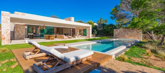 4 Schlafzimmer Villa in Mahon, Spain, Nr. 291457 2