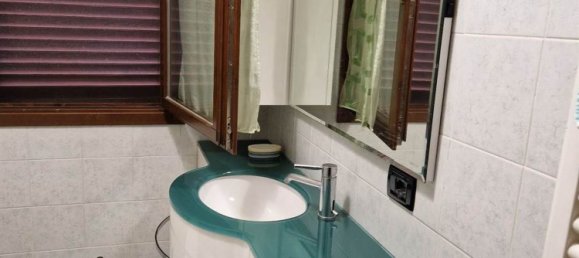 5 bedrooms Apartment in Campi Bisenzio, Italy No. 324616 20